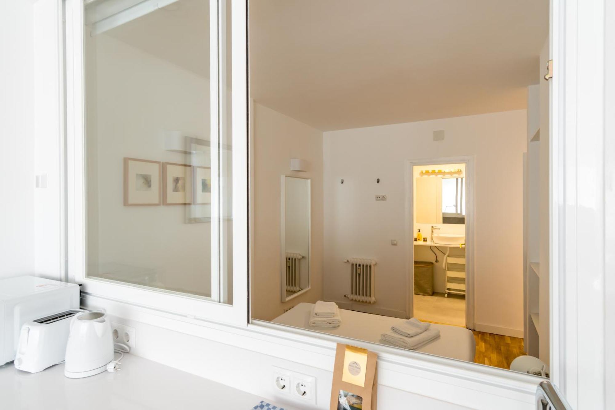 Bright And Cozy - 1Bedroom 1Bath - Las Letras マドリード エクステリア 写真
