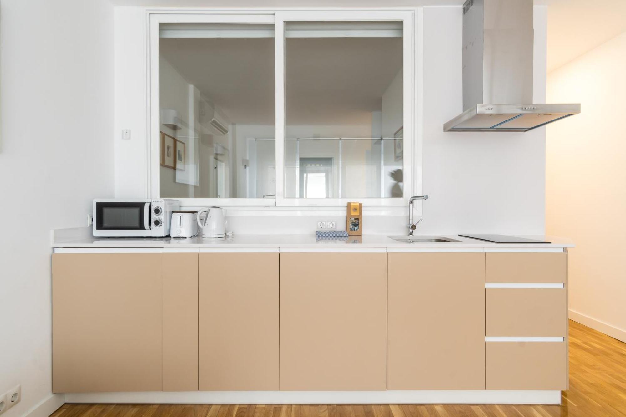 Bright And Cozy - 1Bedroom 1Bath - Las Letras マドリード エクステリア 写真