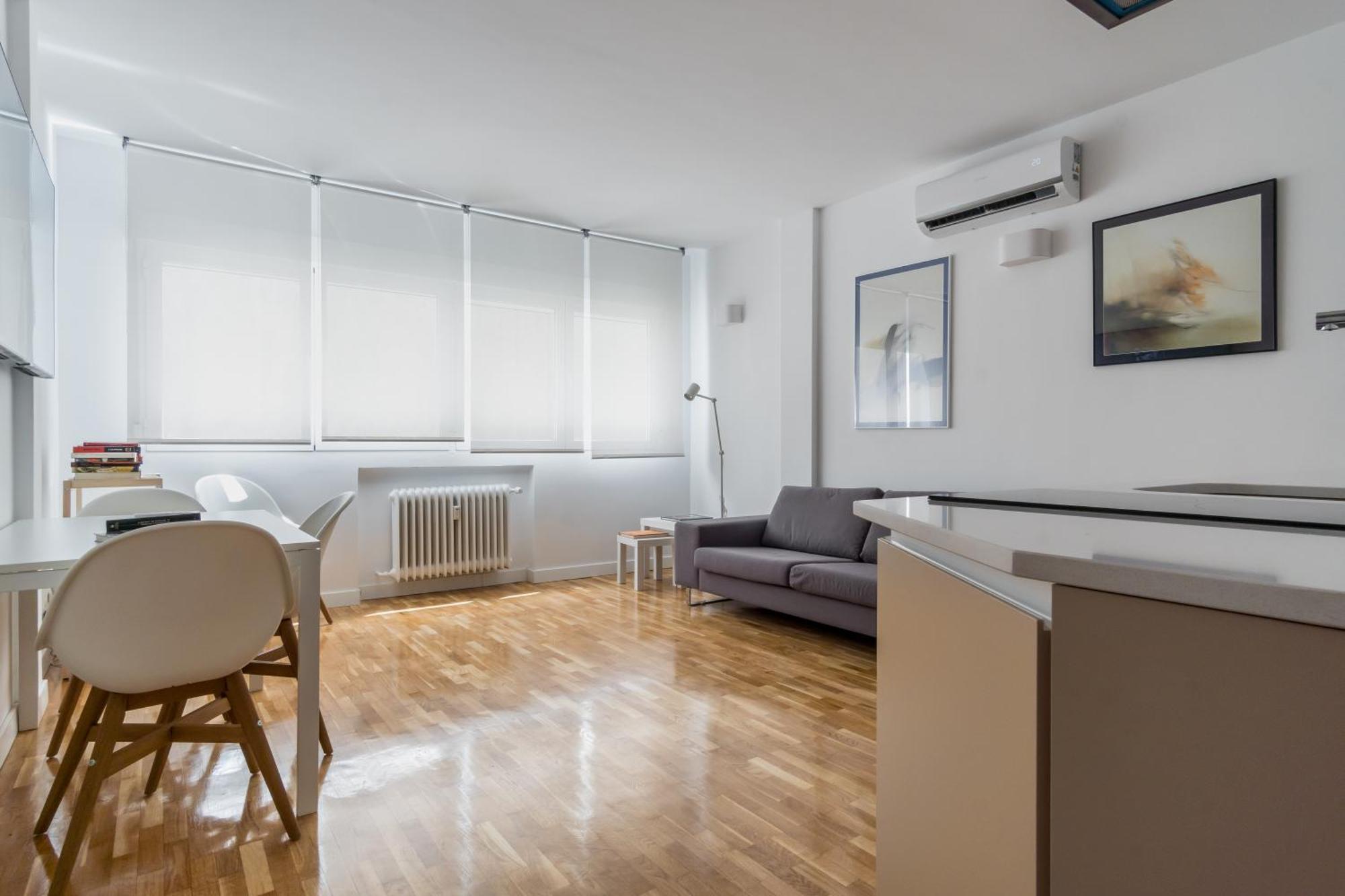 Bright And Cozy - 1Bedroom 1Bath - Las Letras マドリード エクステリア 写真