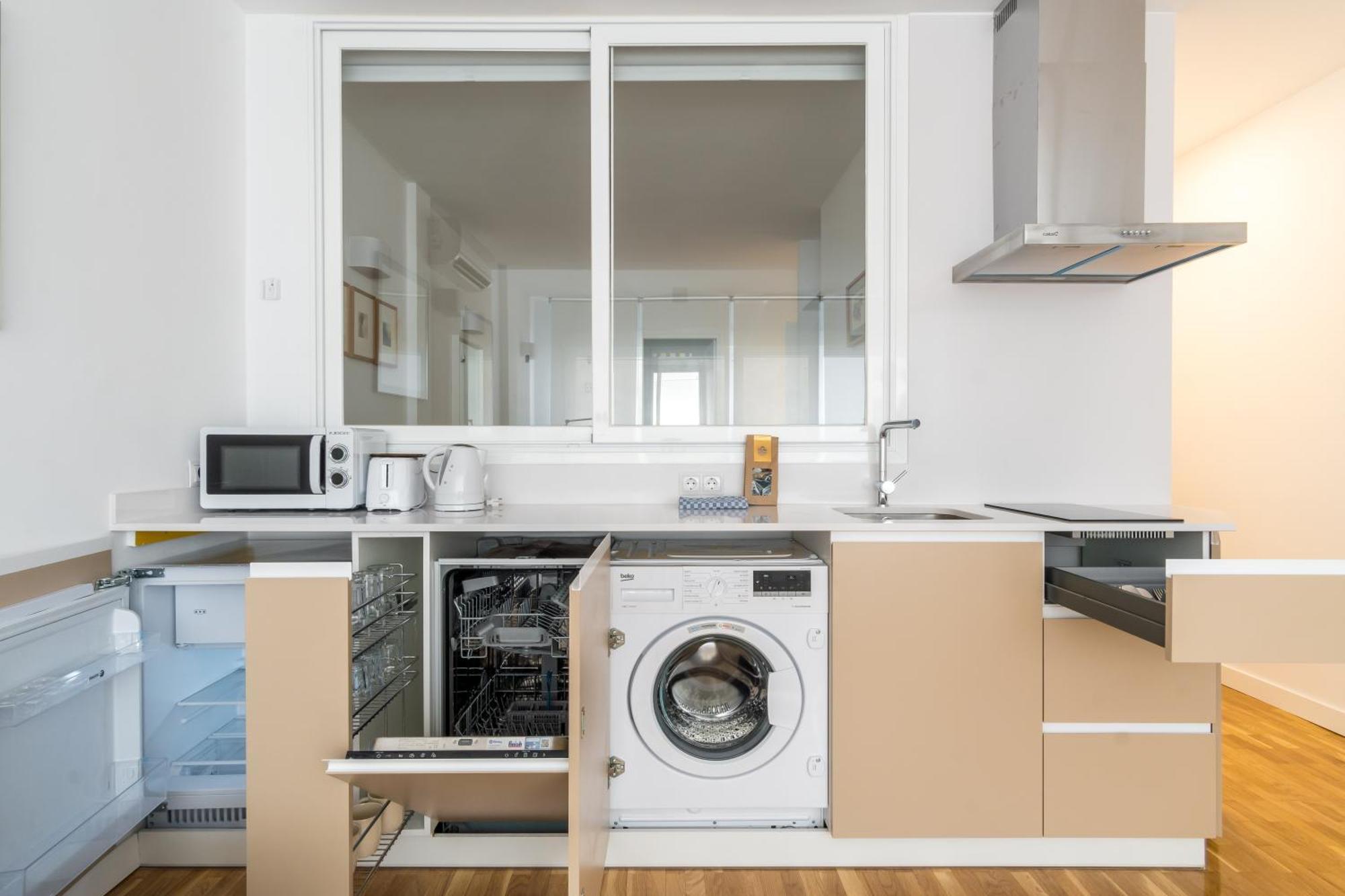 Bright And Cozy - 1Bedroom 1Bath - Las Letras マドリード エクステリア 写真