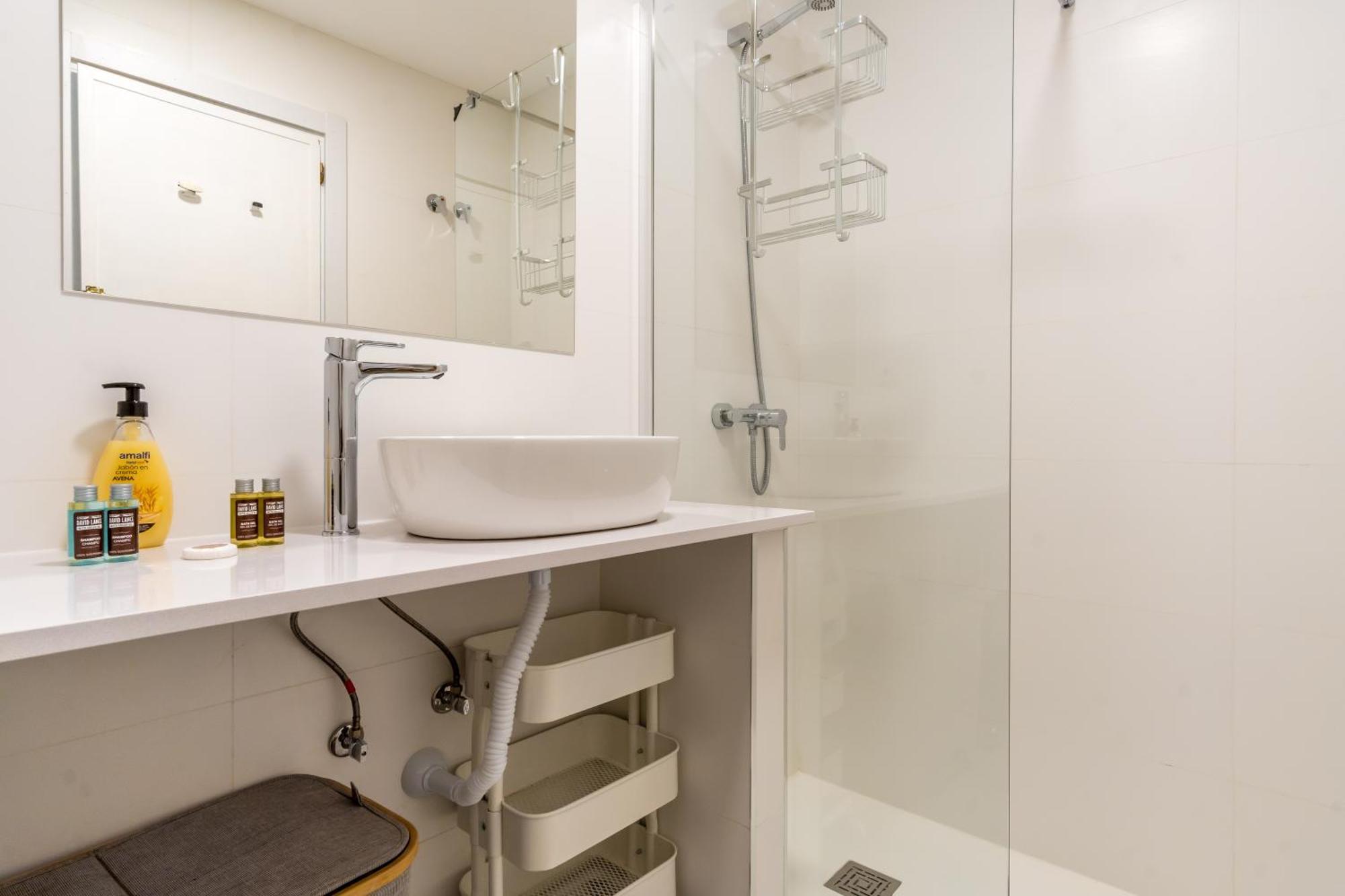 Bright And Cozy - 1Bedroom 1Bath - Las Letras マドリード エクステリア 写真