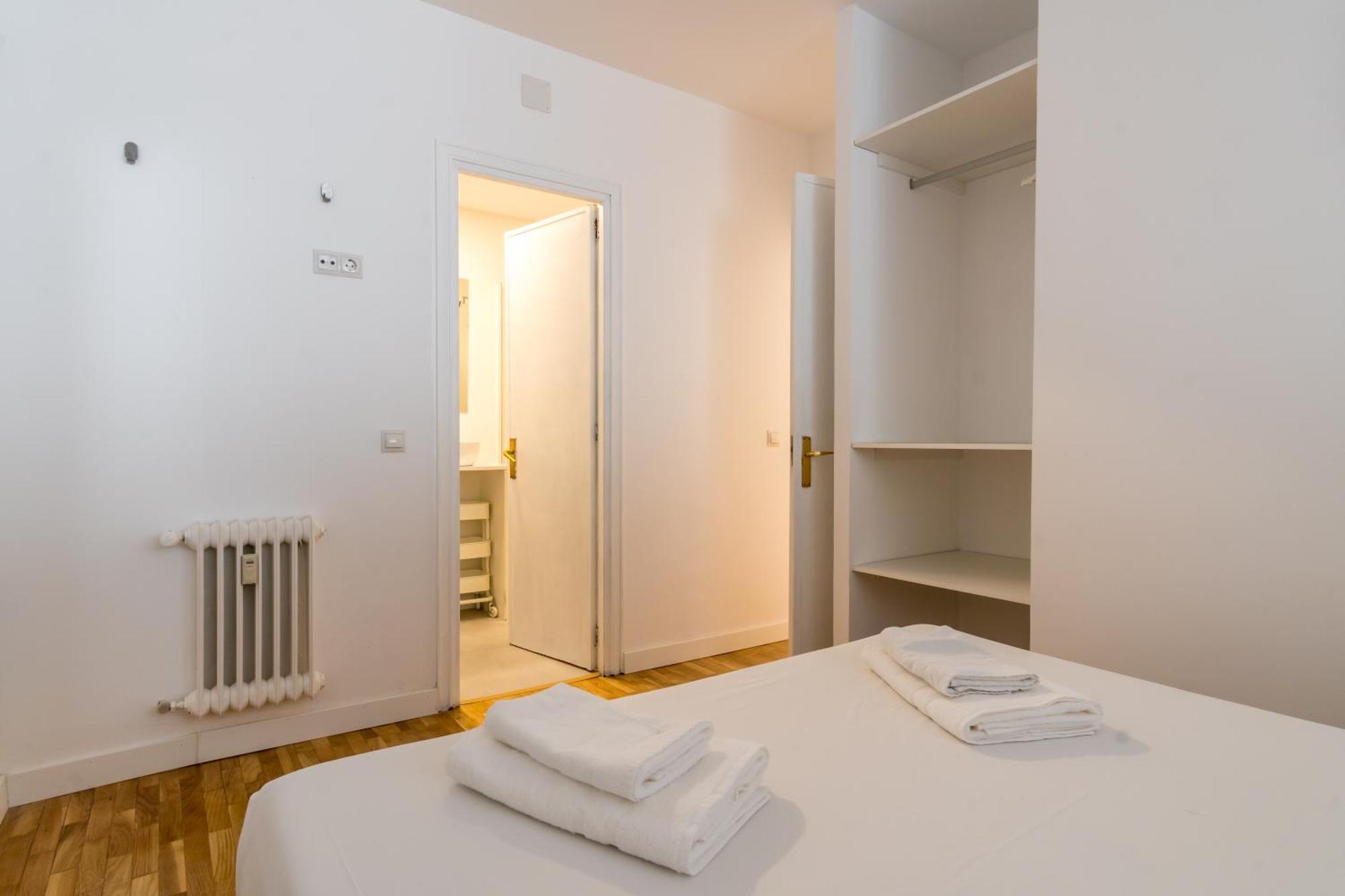 Bright And Cozy - 1Bedroom 1Bath - Las Letras マドリード エクステリア 写真