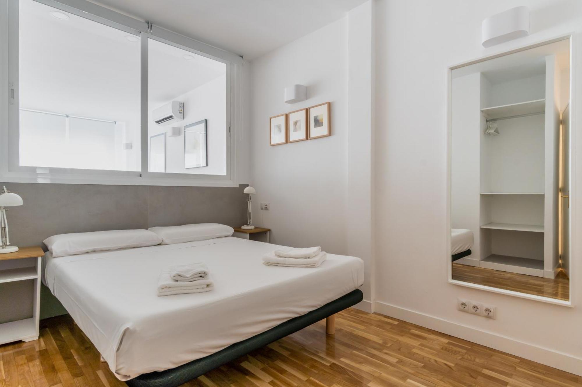 Bright And Cozy - 1Bedroom 1Bath - Las Letras マドリード エクステリア 写真